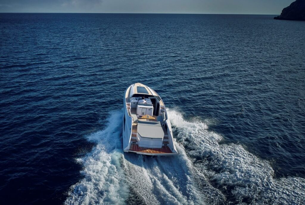 A-boat location charter golfe-juan Frauscher