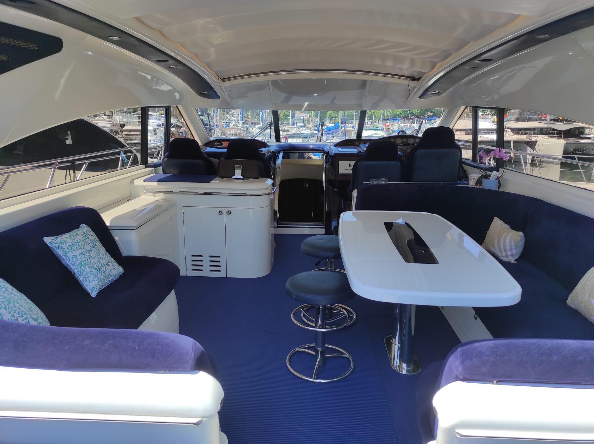 A_boat charter location princess V65