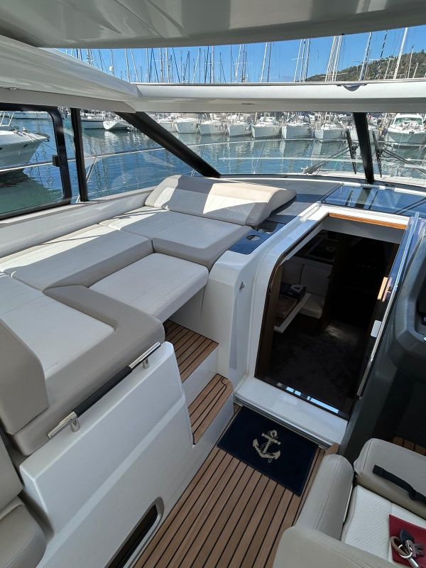 LEADER_48_location_charter_cannes_antibes_9
