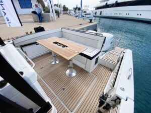 bateau cap camarat 9.0 Jeanneau Aboat location