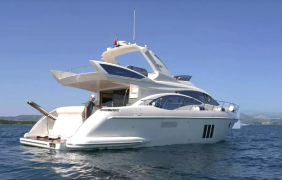 AZIMUT 58 occasion